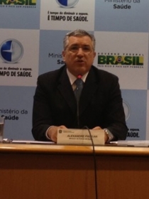 Alexandre Padilha, ministro da Saúde, em coletiva nesta quinta (16)