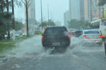 Fortes chuvas no interior fez com que Estado homologasse decretos de situao de emergncia
