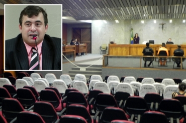 Juiz Jorge Alexandre Martins Ferreira (detalhe), que condenou homem de 62 anos por assassinar sobrinho de 13 anos