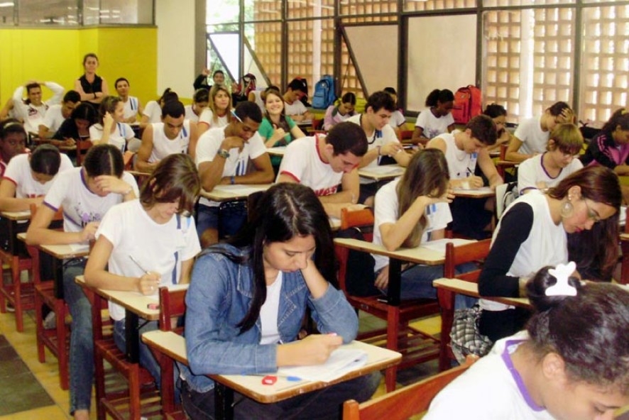 Ensino Médio precisa melhorar em Mato Grosso, segundo pesquisa do Ideb 2013