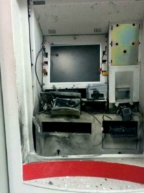 Criminoso explodiu caixa eletrnico na madrugada