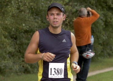Andreas Lubitz, copiloto do avio da Germanwings apontado como responsvel pela derrubada do avio, em foto de setembro de 2009, enquanto corria a meia maratona de Hamburgo 
