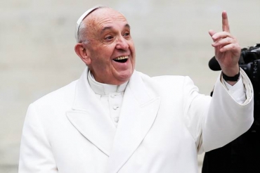 Papa Francisco durante audincia geral semanal realizada na Praa de So Pedro, no Vaticano - 22/02/2017 (Max Rossi/Reuters)