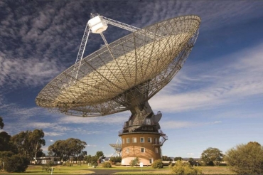Os sinais detectados pelo telescpio Parkes costumavam surgir uma ou duas vezes por ano e, curiosamente, apenas em horrio comercial (Divulgao/VEJA)