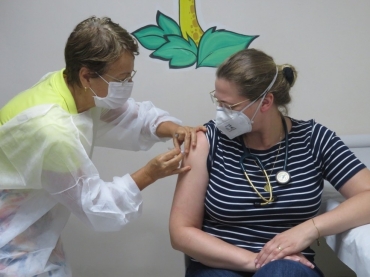 Testes da vacina Coronavac comeam em MT  Foto: Hospital Universitrio Jlio Mller