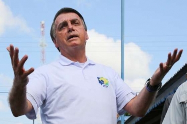 Jair Bolsonaro: insistncia no ataques a prefeitos e governadores que adotam medidas restritivas