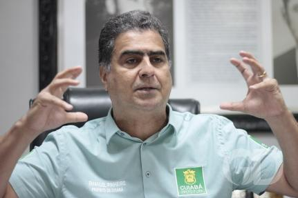 O prefeito Emanuel Pinheiro, que teve denncia arquivada pelo MPF
