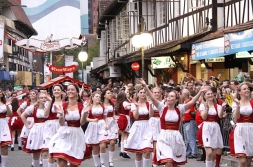 Nova Mutum ter� sua primeira festa alem�