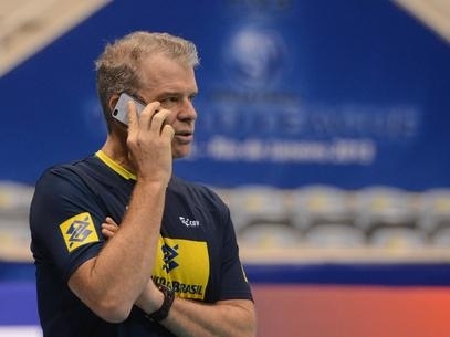 Bernardinho � um dos v�rios nomes fortes do esporte nacional que apoiam a medida provis�ria