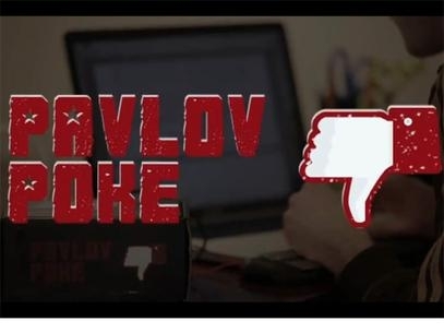 Nome do aparelho  uma referncia ao cutucar (poke) do Facebook