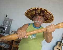 O folclrico Tenente Lara conseguiu 768 votos na disputa por uma vaga na Cmara de Vereadores da Capital  