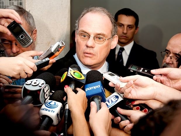 O motorista do ve�culo, Ricardo Neis, 47 anos, prestou depoimento � pol�cia