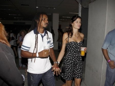 Isabeli e Falco terminam namoro de dois anos