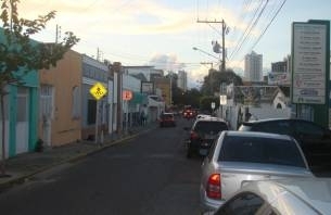 Foto, enviada por cirurgio, mostra um dos pontos de consumo de crack e outras drogas: omisso