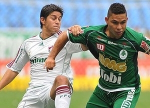 Conca lutou, mas, bem marcado, teve atuao apagada