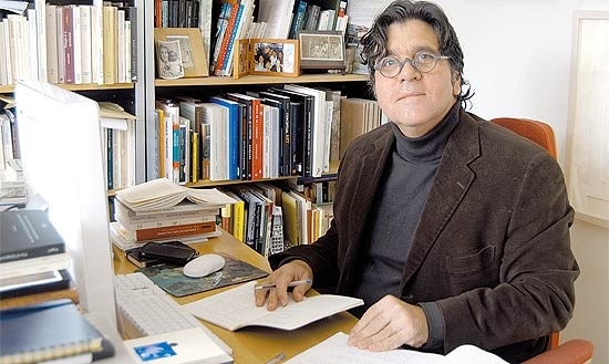 O venezuelano Luis Prez-Oramas, que foi anunciado na semana passada como curador da 30 Bienal de SP