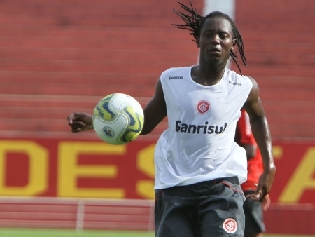 Reserva do Inter, Andrezinho pode ir para o Corinthians