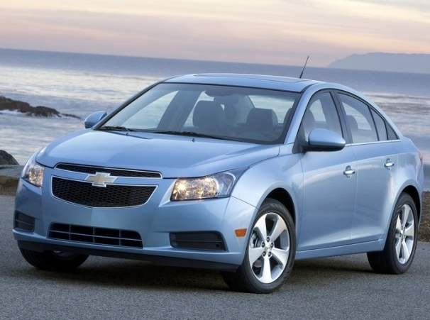 Chevrolet Cruze tem design mundial - nem muito careta, nem muito ousado - para agradar de americanos a chineses