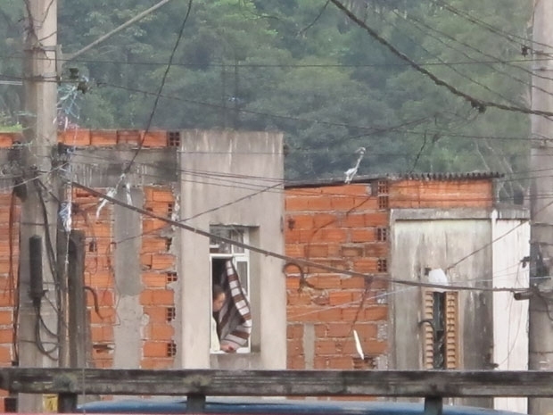 Garota foi mantida refm pelo pai