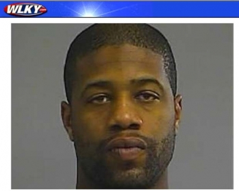 Antoine Banks foi preso aps esconder drogas no pnis.