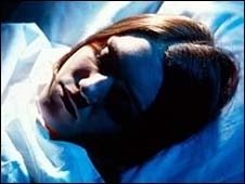 Na maioria dos casos, o sonambulismo passa com a idade.