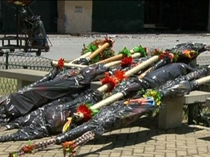 Inc�ndui destruiu 3.300 fantasias da Grande Rio