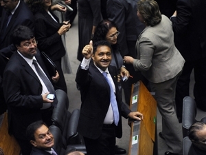 Deputado Francisco Everardo Oliveira Silva, o Tiririca, durante a solenidade de posse na Cmara
