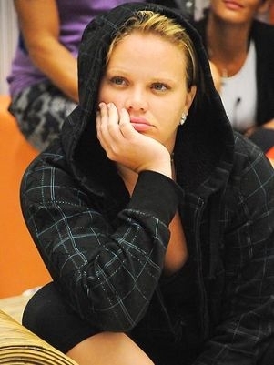 Paula passou mal aps tomar mais de dez copos de vodka