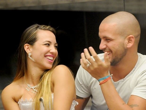 Michelly confessou a participantes do 