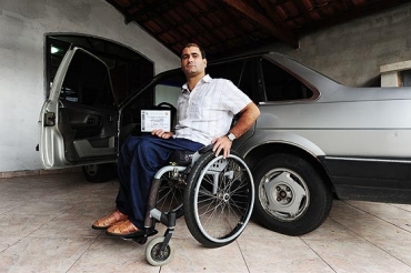 Cadeirante foi agredido por delegado em briga por vaga em estacionamento; delegado diz que ele fez ameaas 