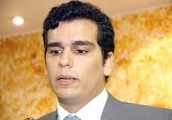 O vereador Domingos Svio (PMDB) admite que o partido est prximo de assumir uma secretaria municipal