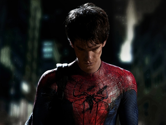 Andrew Garfield na pele do Homem-Aranha, clebre super-heri da Marvel