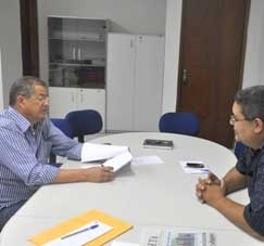 O vice-presidente da Cmara de Vereadores, Luiz Amorim, assumiu a presidncia do Legislativo no lugar de Ugo Padilha