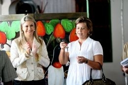 Secretria de Turismo Vanice Marques apresenta a futura secretria de turismo Tet Bezerra