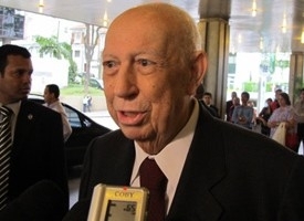 Jos� Alencar passa por cirurgia no S�rio-Liban�s, em S�o Paulo