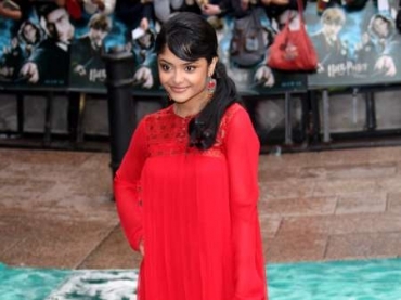 Afshan Azad que foi chamada de �prostituta� e teve de pular a janela de sua casa, nos arredores de Manchester
