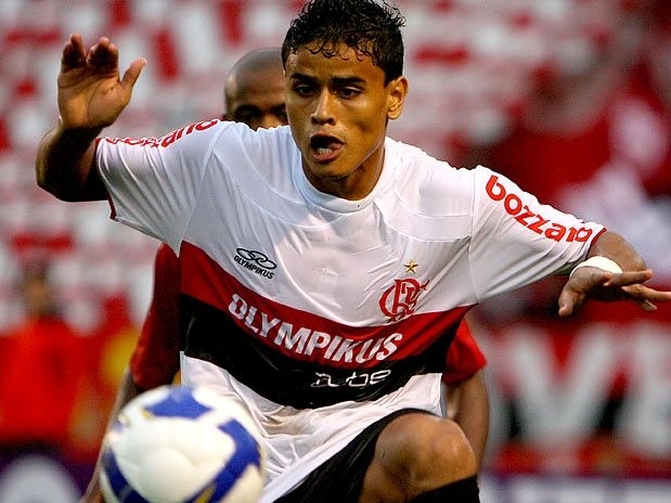 Meia foi campeo brasileiro com a camisa do Flamengo em 2009