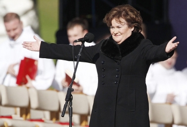 Susan Boyle durante apresentao em Glasgow em setembro, antes da chegada do Papa Bento 16 