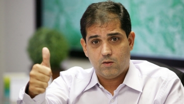 Alexander Maia se articula,  includo na cota do PR e vai ser mantido na Sema; republicanos emplacam outros 6 