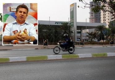 Vista do Posto Millenium, que cobra cheque de R$ 1,1 milho de Mendes (no destaque) 