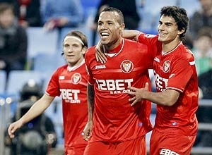 Luis Fabiano em a��o pelo Sevilla; atacante brasileiro � novamente cogitado no Milan 