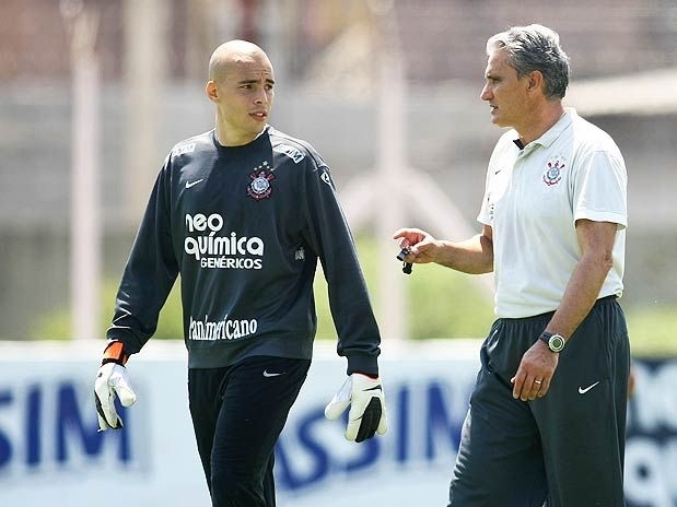 Jlio Csar defende mala-branca no futebol