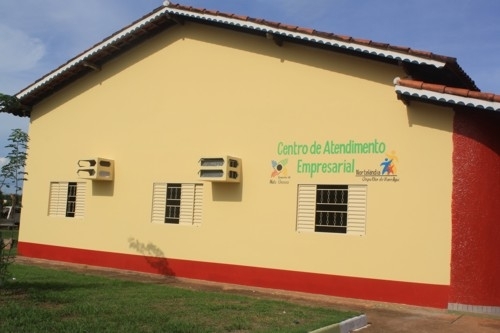 Fachada do Centro de Atendimento Empresarial inaugurado nesta tera-feira.