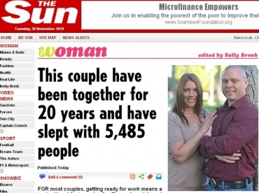 Sarah Moore e Geoff Daniels trabalham como 