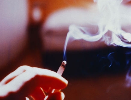 Segundo pesquisa, o fumo passivo mata 7,5 mil brasileiros por ano.