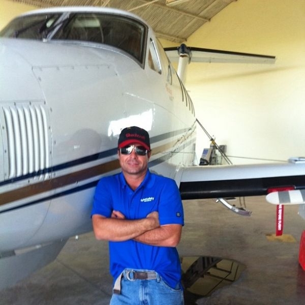 Piloto Marcelo Percrio, alega que sofreu danos morais ao ser acusado de aprobiao indbita de monomotor