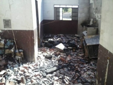 cadeia parcialmente destruda