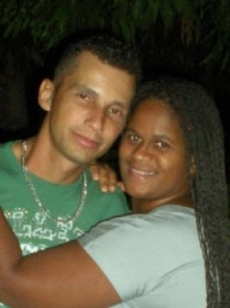 O namorado, M�rcio Leite Teodoro e a m�e das crian�as, R�sia Nara Rodrigues Campos