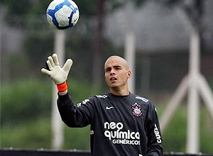 Julio Cesar diz que vive o melhor momento da carreira