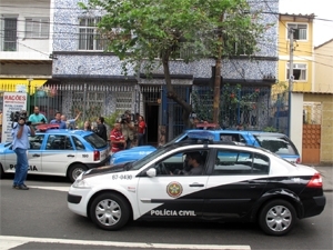 Polcia foi chamada por vizinhos de idosa achada morta dentro na geladeira